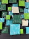 Décoration Murale "Carrés" Verte, Turquoise et Blanche - 70 x 70 x 7 cm