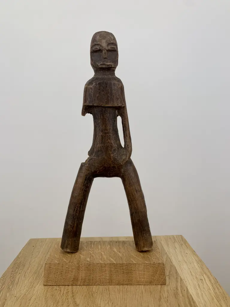 Fronde Lobi - 2ème partie du XXème siècle - 22 cm.webp