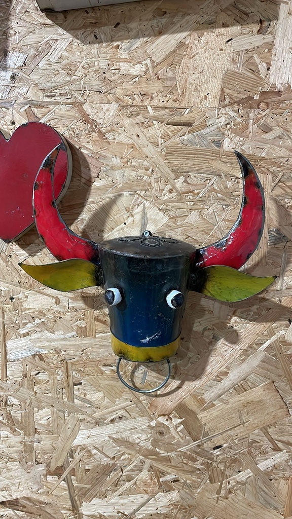 Tête de Taureau Upcycling - 30 x 30 x 8 cm