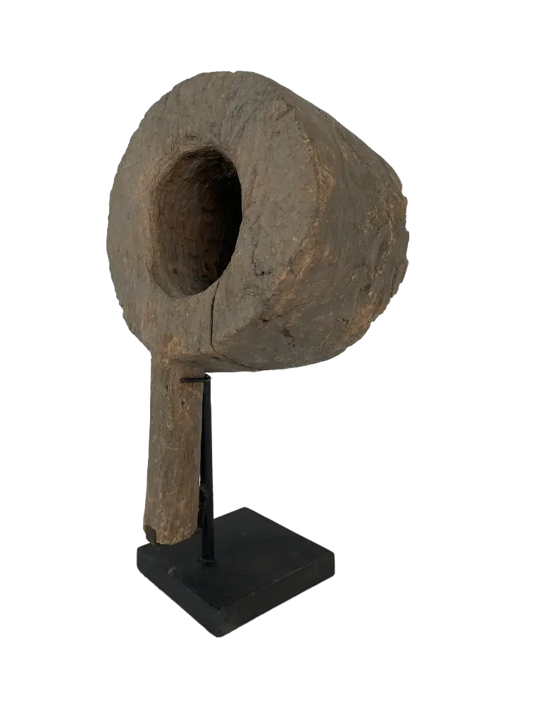 Pièce en Bois Ancien sur Socle - 46 x 25 x 26 cm