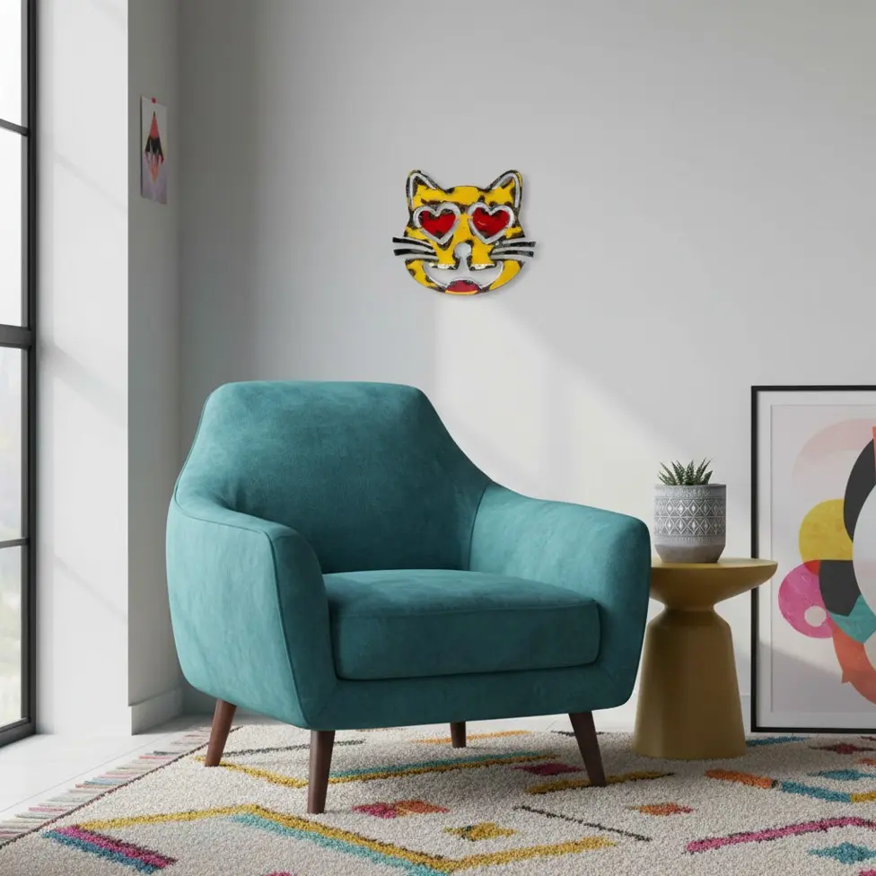 Emoji - 😻 - Chat souriant aux yeux en cœurs - 15 x 16,5 x 3 cm