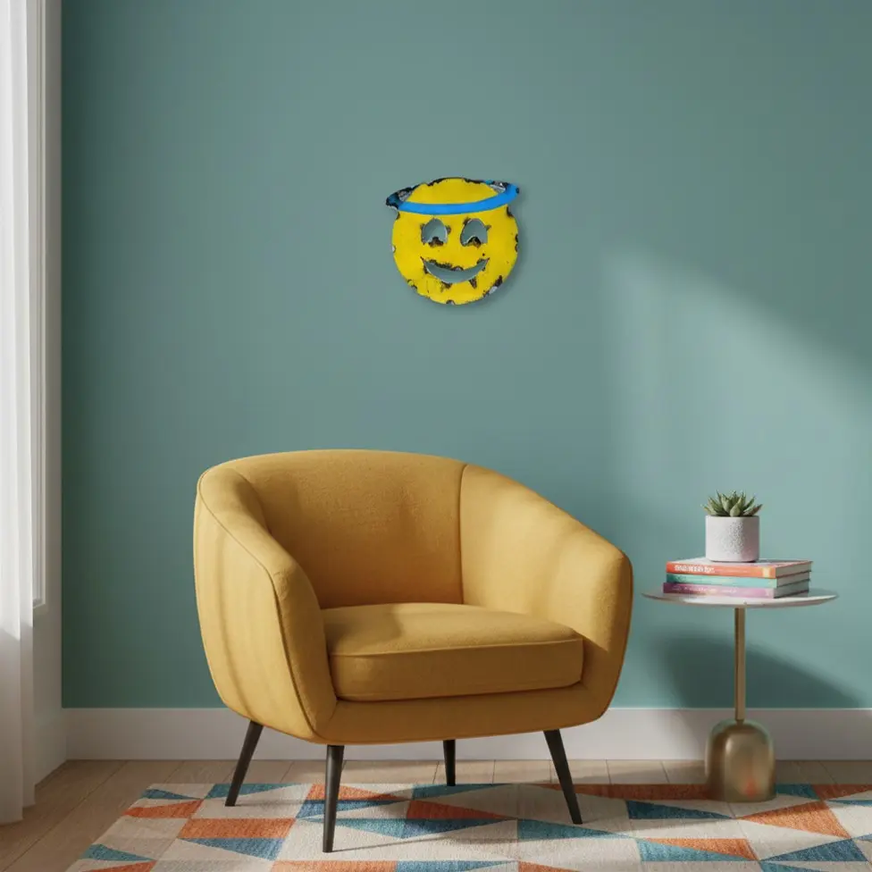 Emoji - 😇 - Visage souriant avec auréole - 28 x 30 x 4 cm