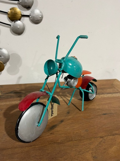 [2024-06-03-0018-B] Moto Tuquoise - 15 x 6 x 27 cm