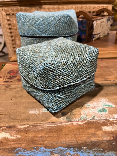 [2024-06-04-0046-B] Petite Boite Perlée Bleue - 13 x 16 x 16 cm