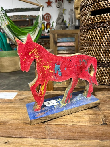 [2024-06-06-0026-B] Cheval Rose - 22 x 9 x 24 cm