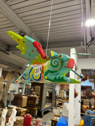 [2024-06-06-0043-B] Cochon Volant Peint à la Main - 21 x 27 x 27 cm