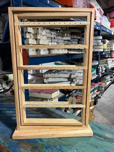 [2024-09-06-0029-B] Présentoir à Boucles d'Oreilles Bois - 60 emplacements