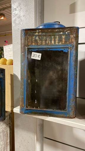 [2024-11-19-0031-B] Lanterne Bleue - 40 x 23,5 x 23,5 cm