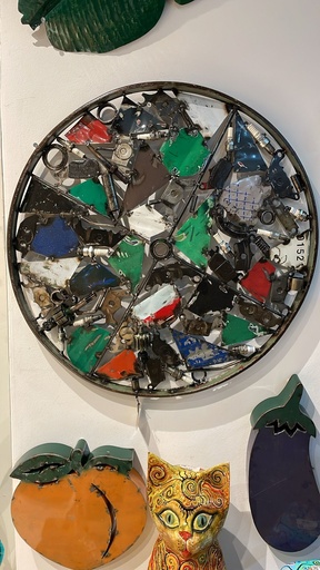 [2024-11-22-0002-B] Décoration Murale '100% Récup' Upcycling - 58 x 58 x 8 cm