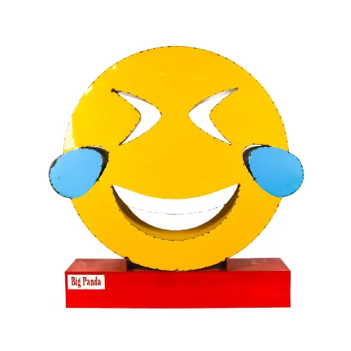 [2025-03-11-0042-A] Emoji - 🤣 - Se rouler par terre de rire - 139 x 120 x 30 cm