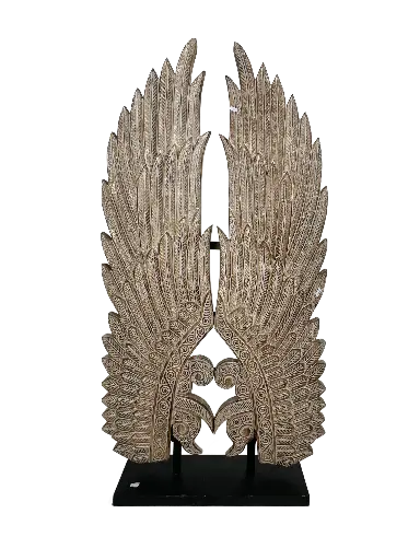 [2025-04-08-0049-A] Ailes Sculptées sur Socle - 160 x 80 x 25 cm