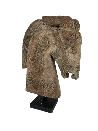 [2025-04-08-0060-A] Tête de Cheval Sculptée sur Socle - 54 x 15 x 37 cm