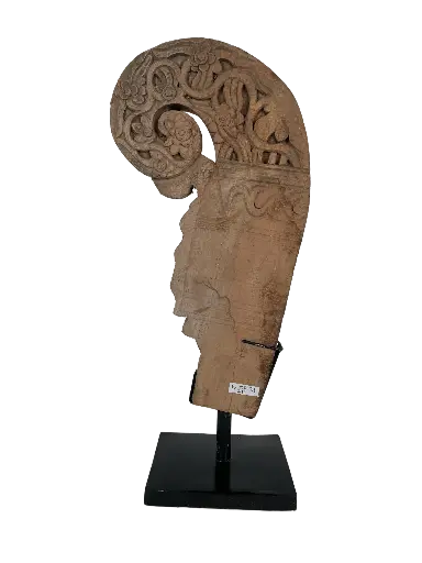 [2025-04-08-0064-A] Élément de décoration en bois sculpté - 52 x 24 x 13,5 cm