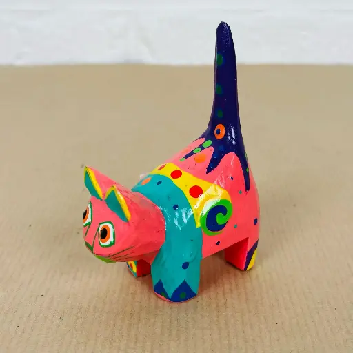 [2025-04-11-0070-CATDA8-17-B] Chat Dali - Rose & Turquoise - 8 x 6 x 3 cm