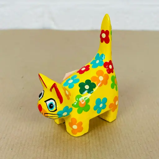 [2025-04-11-0071-CATDA8-06-B] Chat Dali - Jaune à Fleur - 8 x 6 x 3 cm