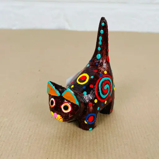 [2025-04-11-0080-CATDA8-19-B] Chat Dali - Brun Spirale - 8 x 6 x 3 cm