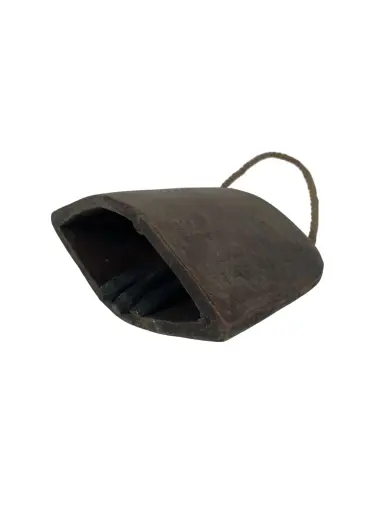 [2025-09-26-0047-A] Sonnaille en Bois (Cloche) - 27 x 16 x 6 cm